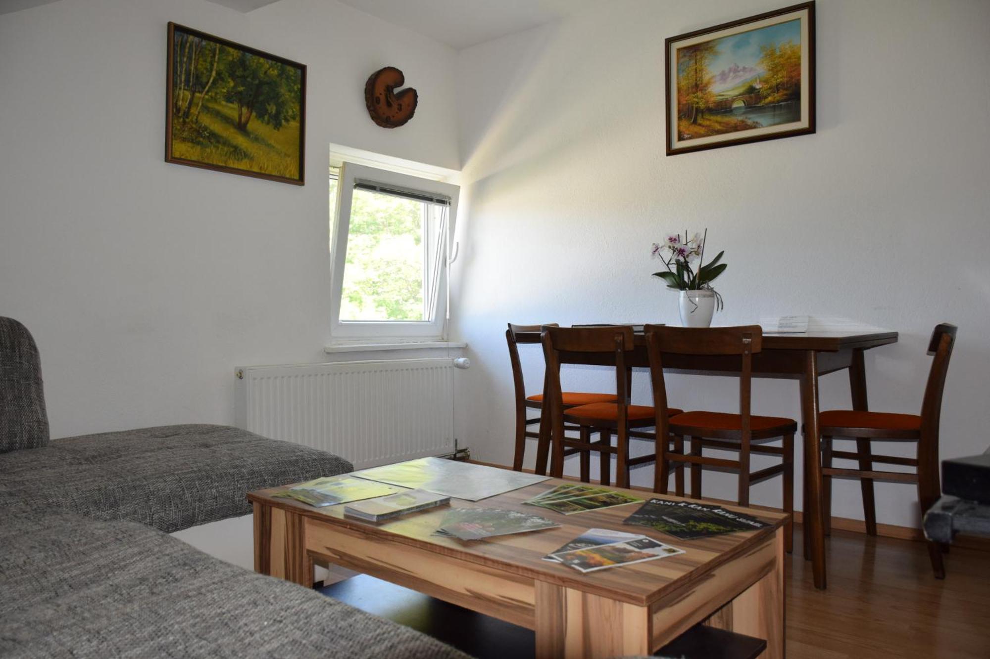 Ferienwohnung Apartma Narava Begunje pri Cerknici Zimmer foto